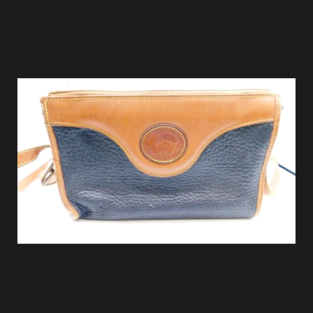 Vintage Dooney & Bourke-Read Description